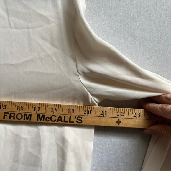 Halston Heritage Silk long sleeve v neck blouse Sz 10 - Picture 10 of 11